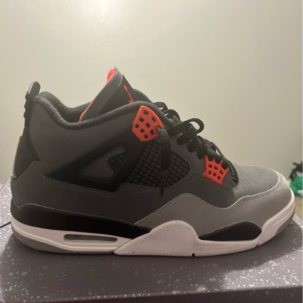 Jordan 4 infrared